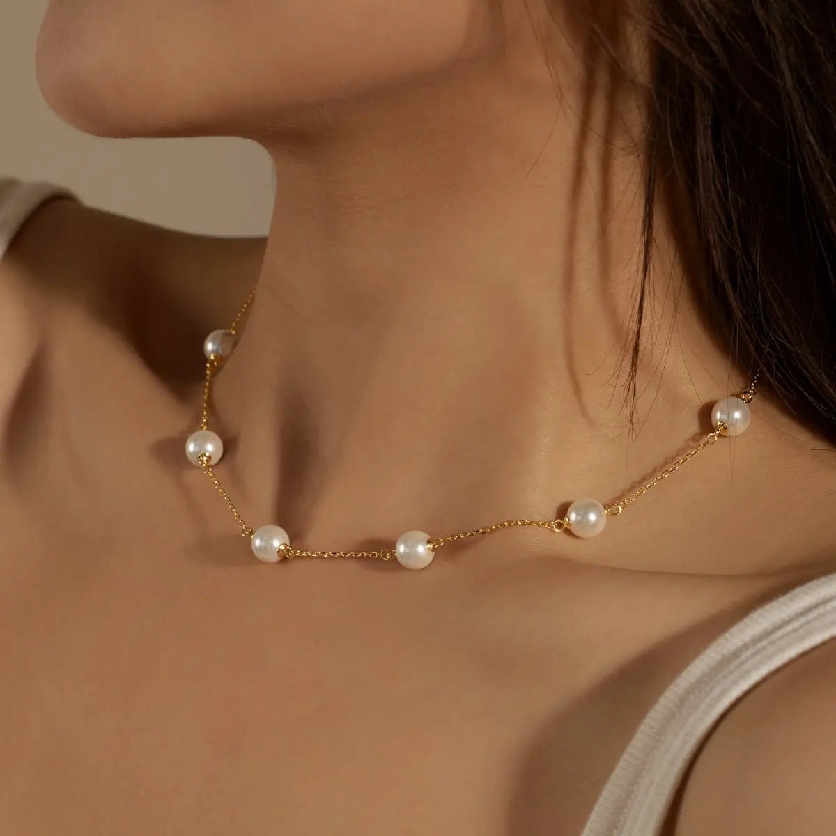 Dainty 925 Sterling Silver Rhodium & 18K Gold Plated Link Chain Necklace with Elegant Shell Pearl